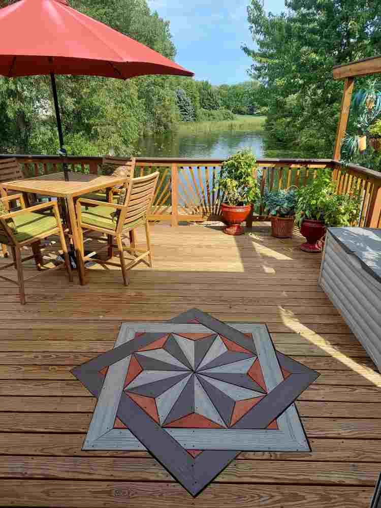 Lake Anna custom home improvement deck with sunburst